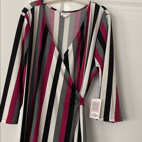 Lula Roe Michelle Wrap Dress Women Size L Multi Color Stripe LongSleeves Knit - Picture 1 of 14